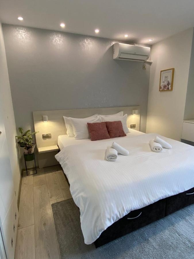 Guest Rooms Asenevtsi City Center Veliko Turnovo Bagian luar foto