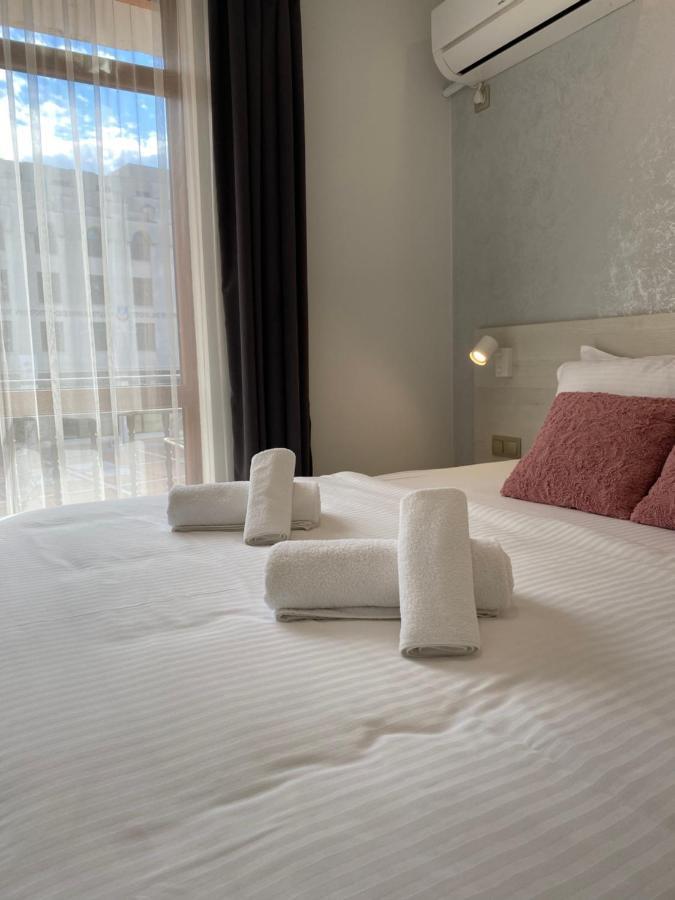 Guest Rooms Asenevtsi City Center Veliko Turnovo Bagian luar foto
