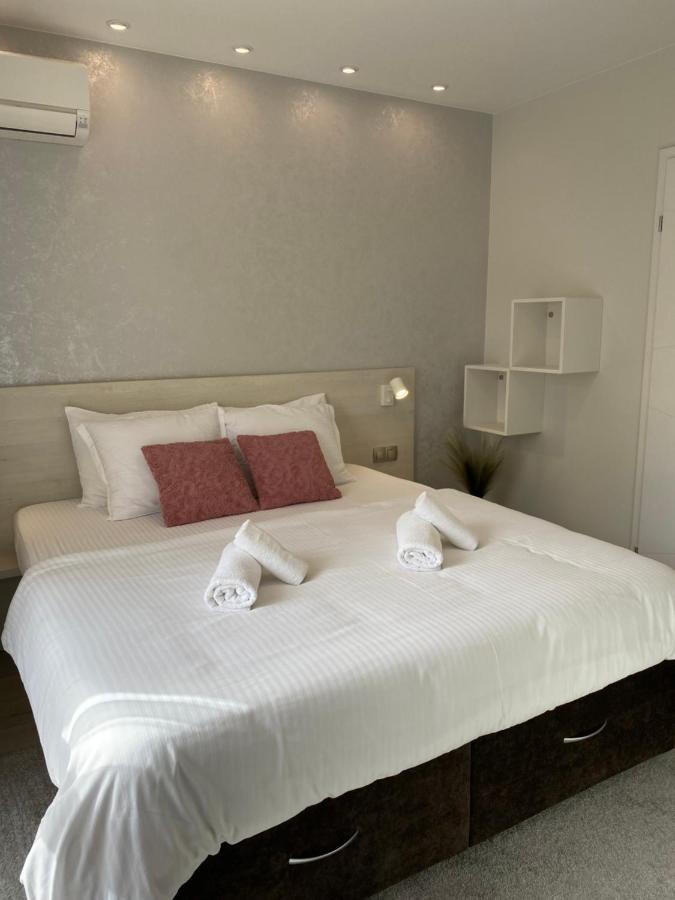 Guest Rooms Asenevtsi City Center Veliko Turnovo Bagian luar foto
