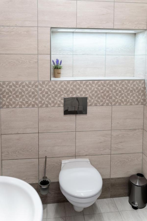Guest Rooms Asenevtsi City Center Veliko Turnovo Bagian luar foto