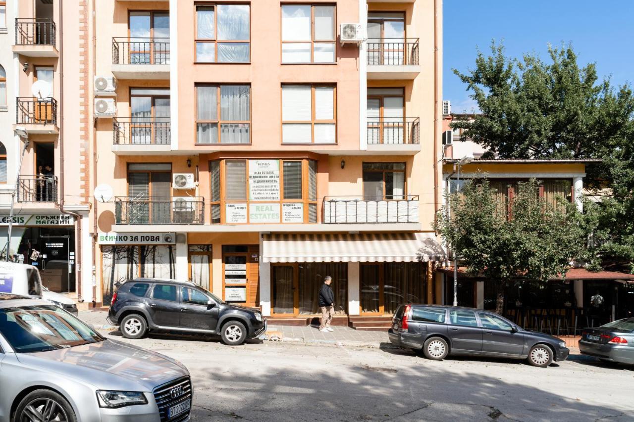 Guest Rooms Asenevtsi City Center Veliko Turnovo Bagian luar foto