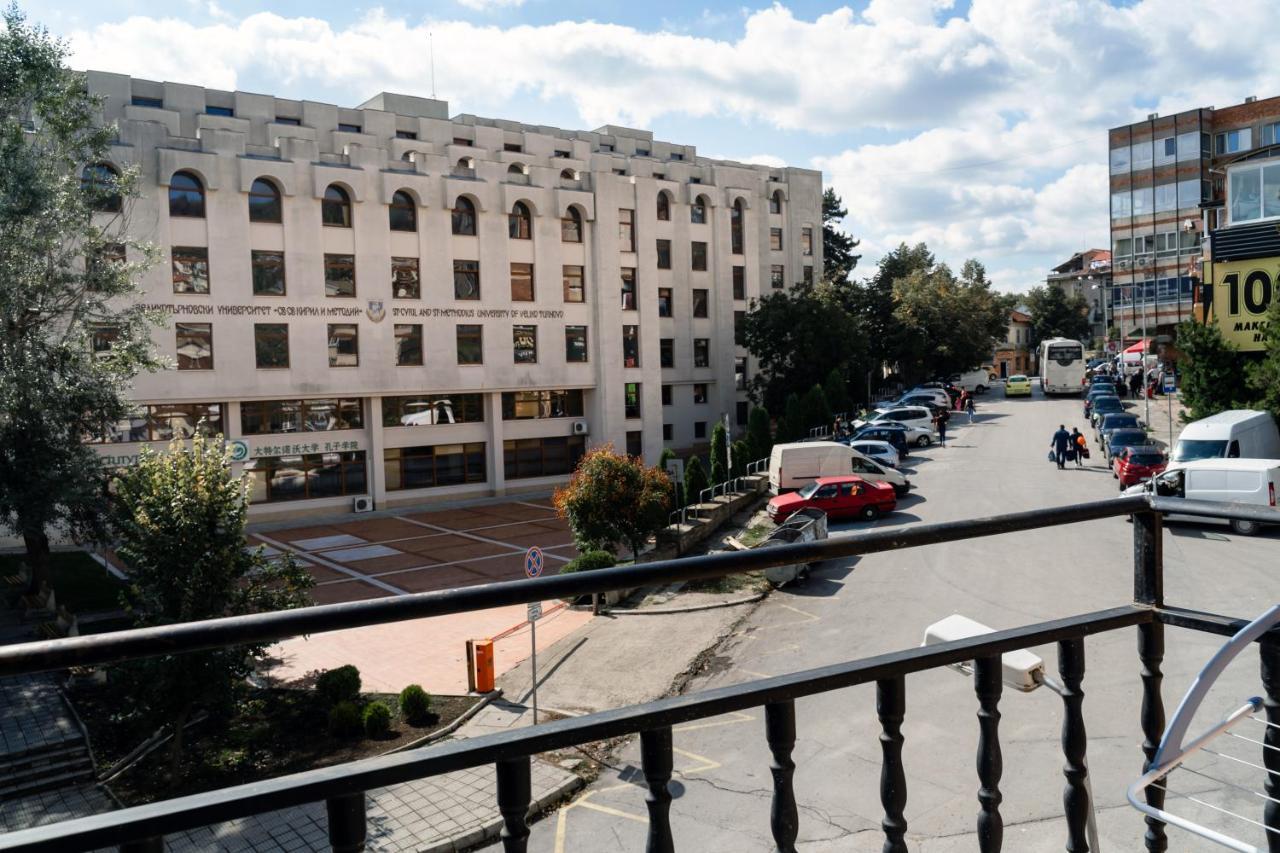 Guest Rooms Asenevtsi City Center Veliko Turnovo Bagian luar foto